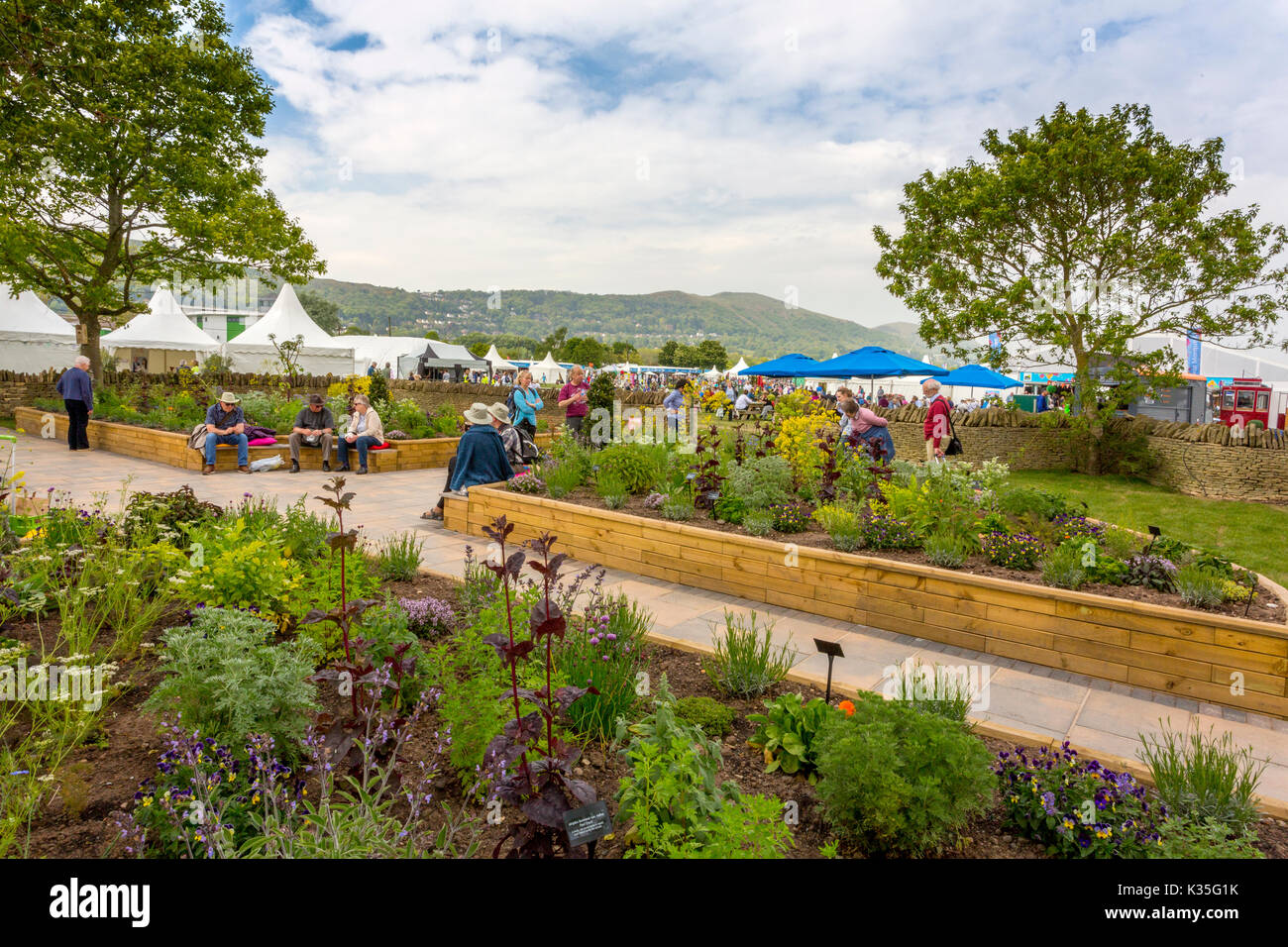 La recente apertura del giardino di erbe progettato da Jekka McVicar al 2017 RHS Malvern spettacolo primaverile, Worcestershire, Inghilterra Foto Stock