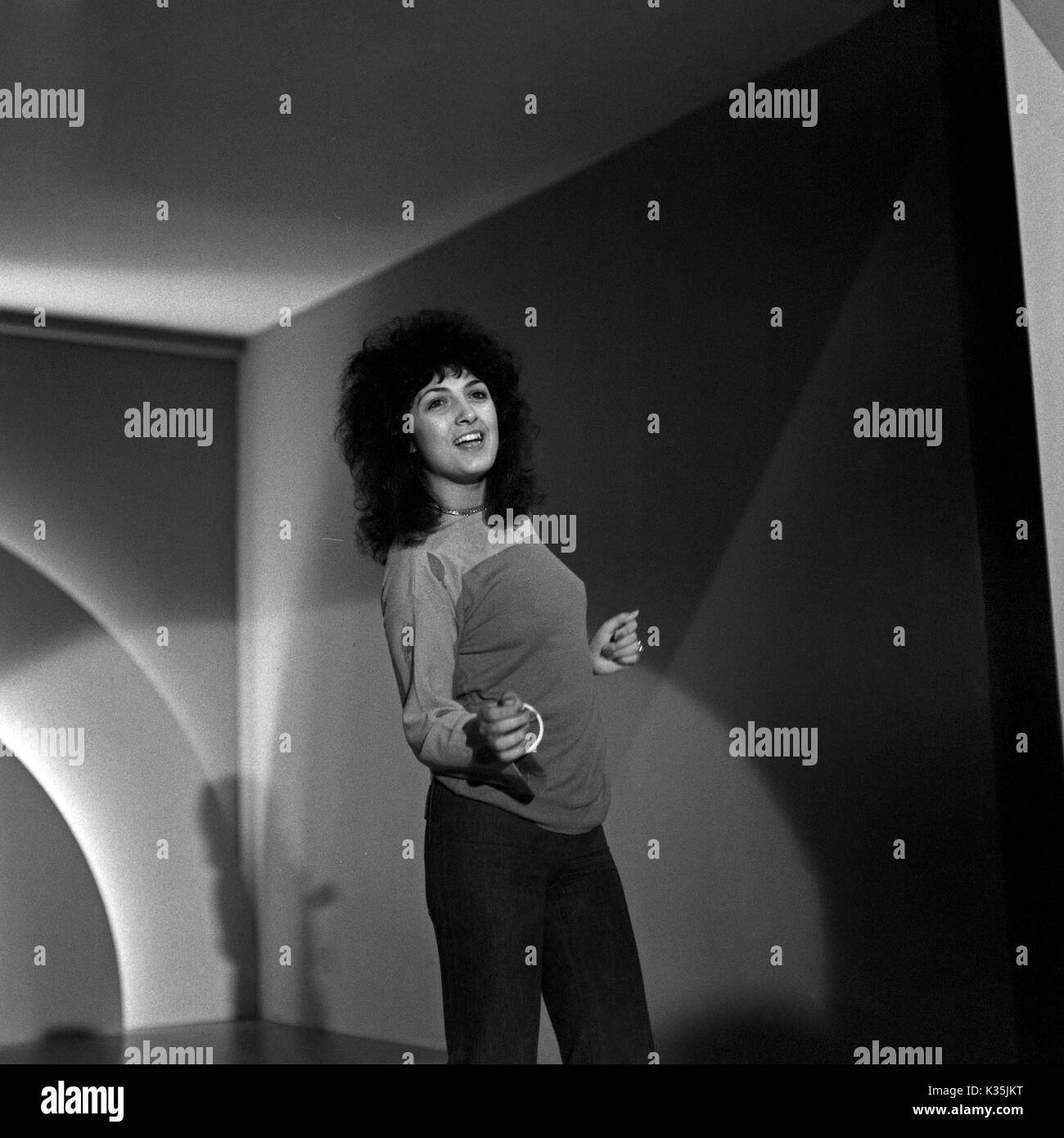 Italienische Popsängerin Marcella Bella, Deutschland 1970er Jahre. Cantante pop italiana Marcella Bella, Germania degli anni settanta. Foto Stock