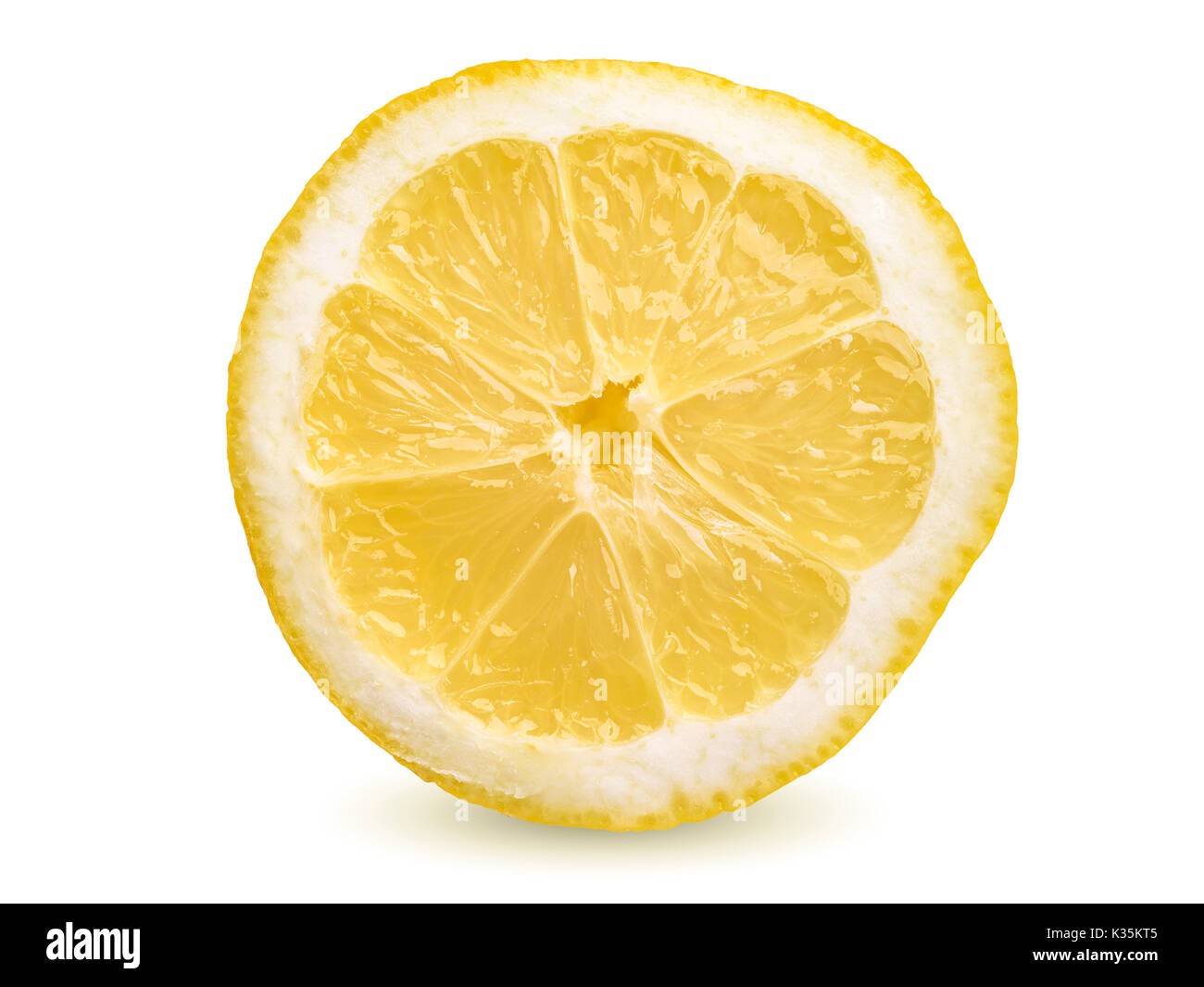 Fresh succosa fetta di limone isolati su sfondo bianco Foto Stock