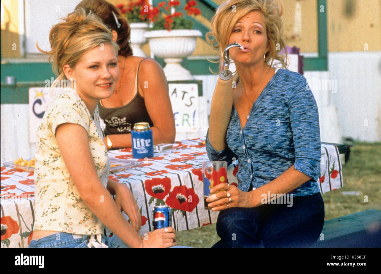 DROP DEAD GORGEOUS NEW LINE CINEMA Kirsten Dunst, ELEN BARKIN data: 1999 Foto Stock