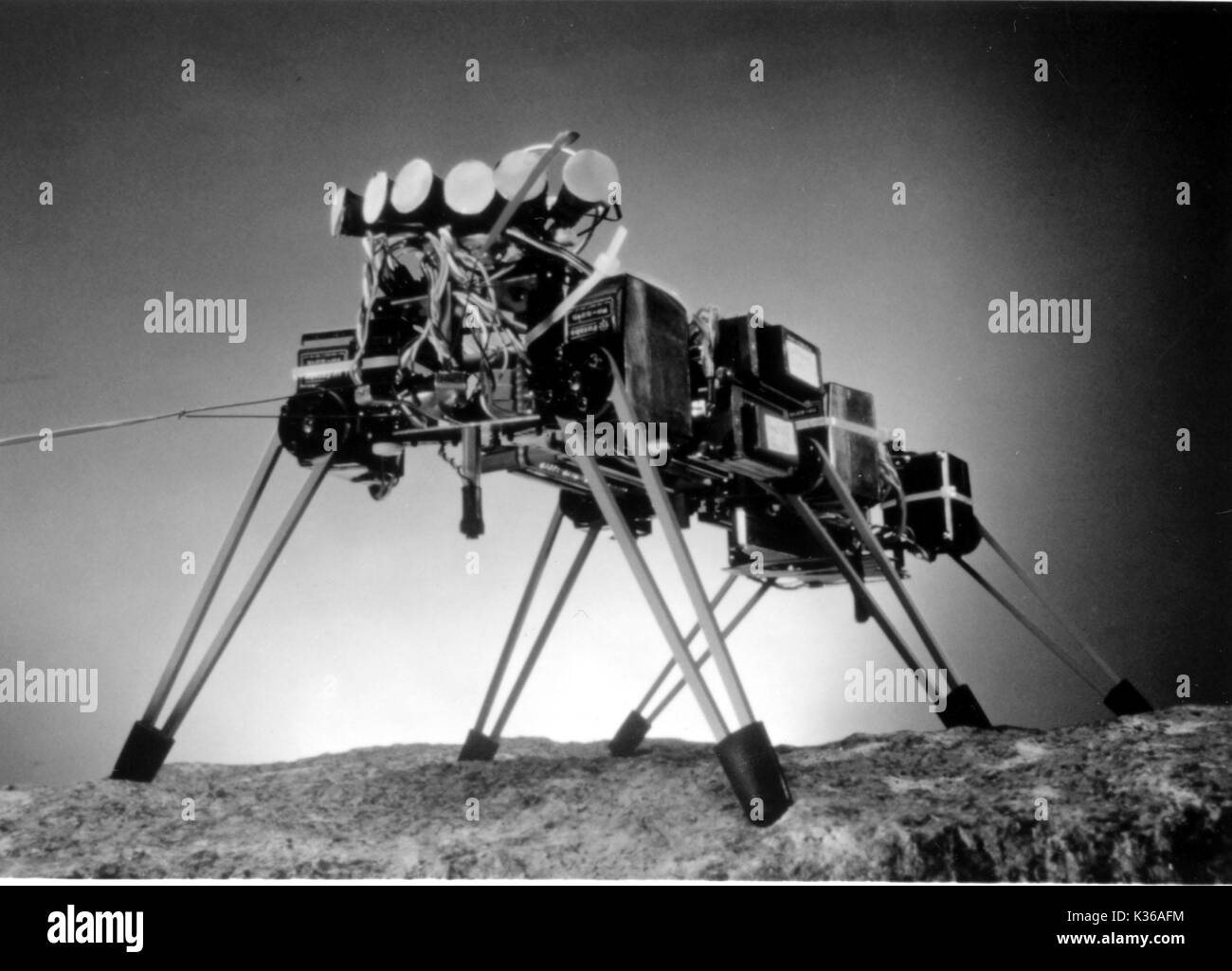 Veloce, ECONOMICO E FUORI CONTROLLO Sony Pictures Rodney Brooks' Robot Foto Stock