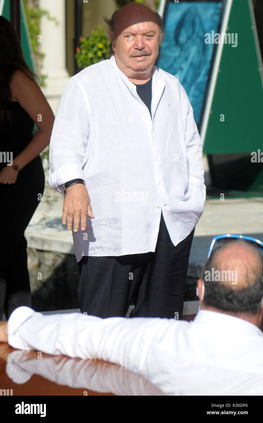 Venezia, Italia. 01 Sep, 2017. 74a Mostra del Cinema di Venezia, personalità lasciando Excesior Pier. Nella foto: Lino Banfi Credit: Indipendente Photo Agency Srl/Alamy Live News Foto Stock