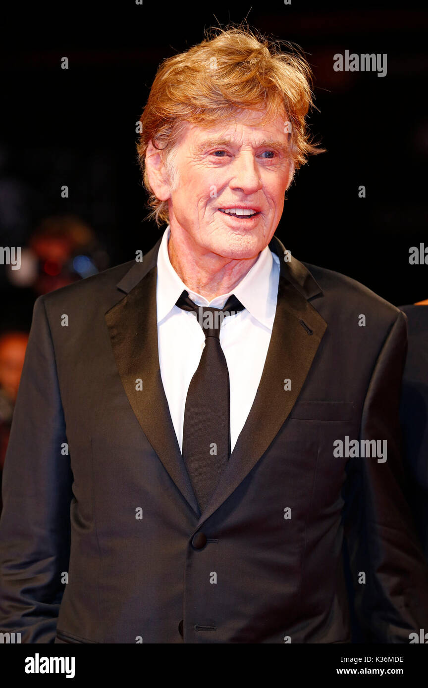 Venezia, Italia. 01 Sep, 2017. Robert Redford frequentando il 'le nostre anime di notte' premiere al 74a venice international film festival presso il palazzo del cinema il 01 settembre 2017 a Venezia, Italia credito: geisler-fotopress/alamy live news Foto Stock