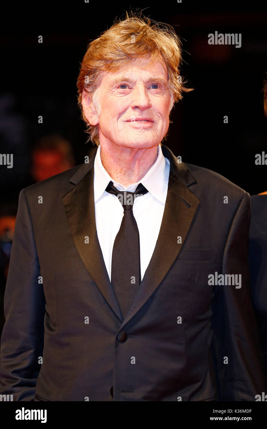 Venezia, Italia. 01 Sep, 2017. Robert Redford frequentando il 'le nostre anime di notte' premiere al 74a venice international film festival presso il palazzo del cinema il 01 settembre 2017 a Venezia, Italia credito: geisler-fotopress/alamy live news Foto Stock