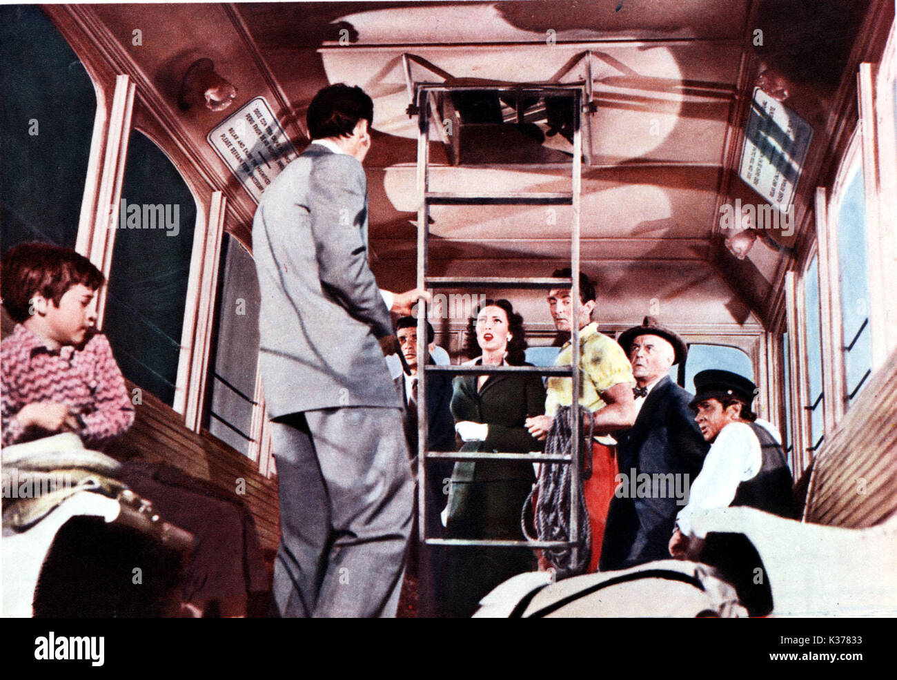 Seconda possibilità Jack Palance, LINDA DARNELL E ROBERT MITCHUM GRISSINI UN RKO Radio PICTURE data: 1953 Foto Stock