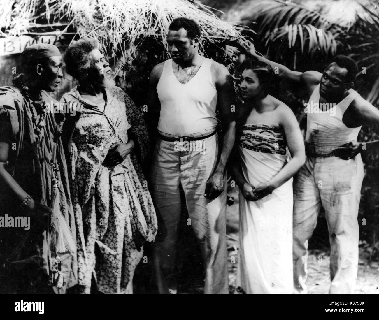 Canto della libertà L-R 2 attori non identificato, Paul Robeson, Elisabeth Welch, Robert Adams Foto Stock