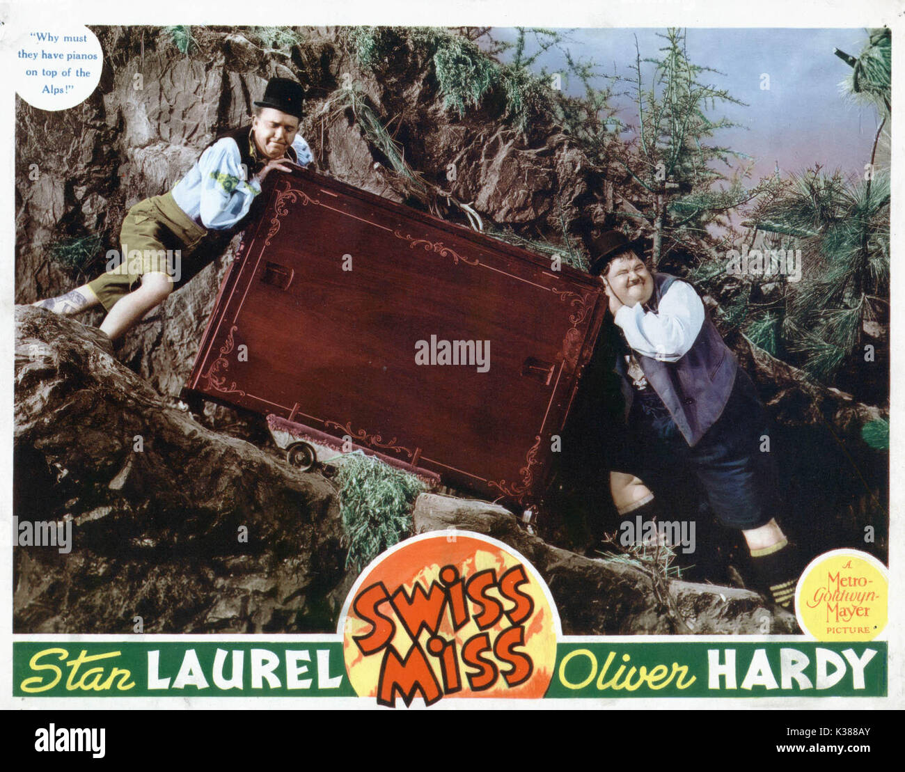 MISS SVIZZERA Stan Laurel e Oliver Hardy un MGM PICTURE data: 1938 Foto Stock