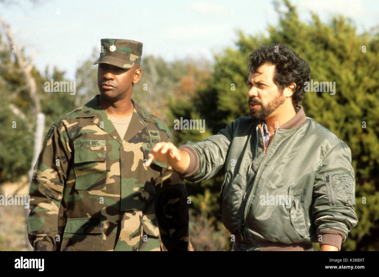 COURAGE UNDER FIRE FOX 2000 Foto Denzel Washington, Edward Zwick, direttore data: 1996 Foto Stock