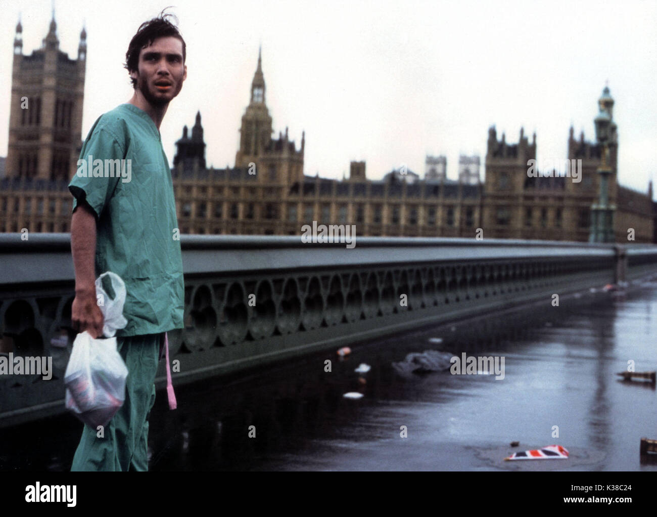 28 giorni più tardi Cillian Murphy Posizione: Palazzo di Westminster, Londra data: 2002 Foto Stock