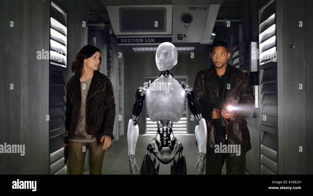 I ROBOT, Bridget Moynahan, Will Smith Io, Robot data: 2004 Foto stock -  Alamy