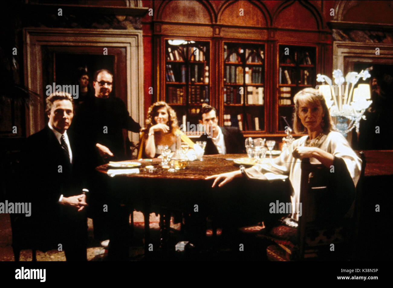 Il COMFORT DI STRANIERI : Christopher Walken, Paul Schrader [Direttore], NATASHA RICHARDSON, Rupert Everett, Helen Mirren Foto Stock