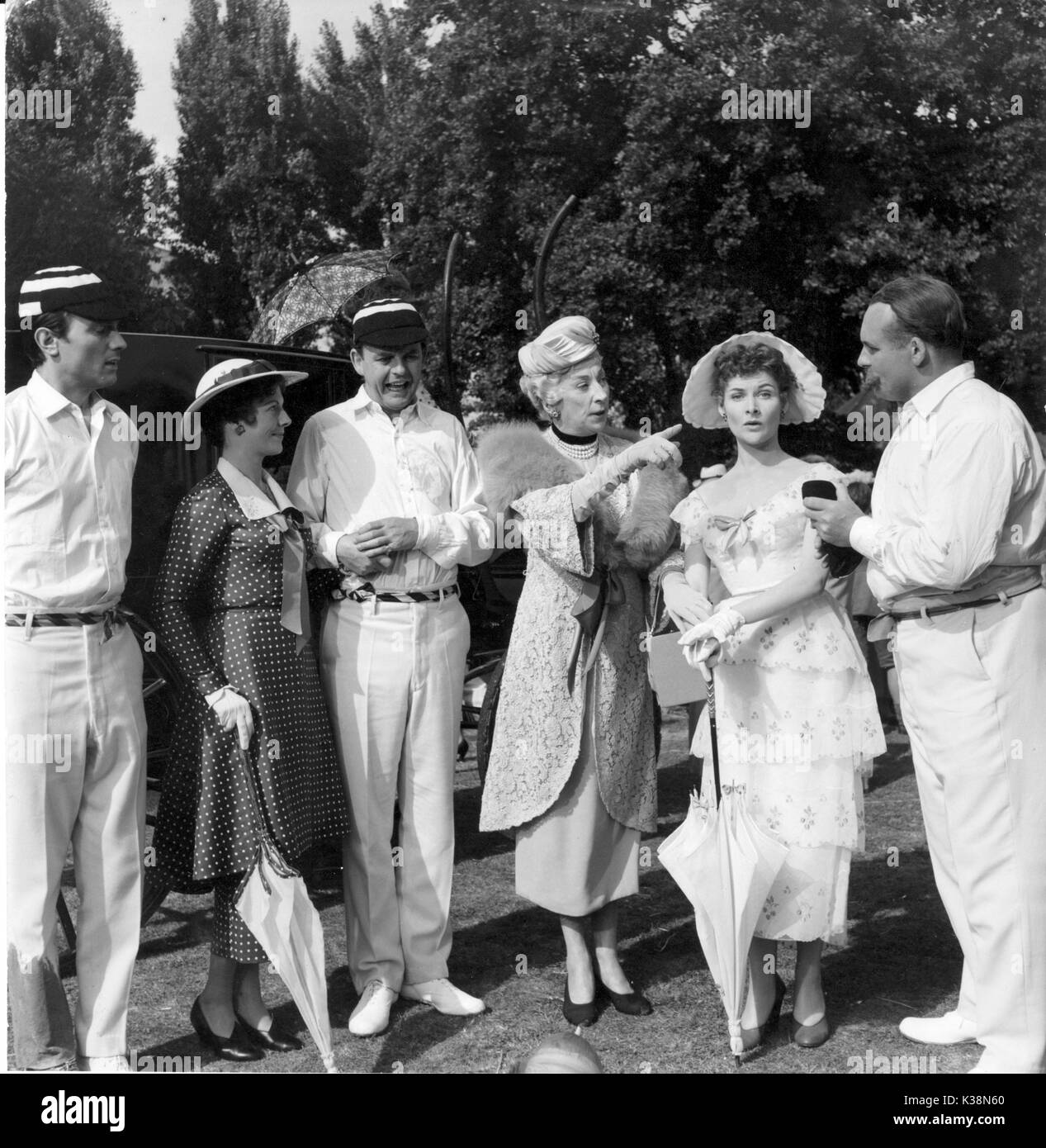 Tre uomini in una barca LAURENCE Harvey, NOELLE MIDDLETON, David Tomlinson, MARTITA HUNT, ADRIENNE CORRI, JIMMY EDWARDS Foto Stock