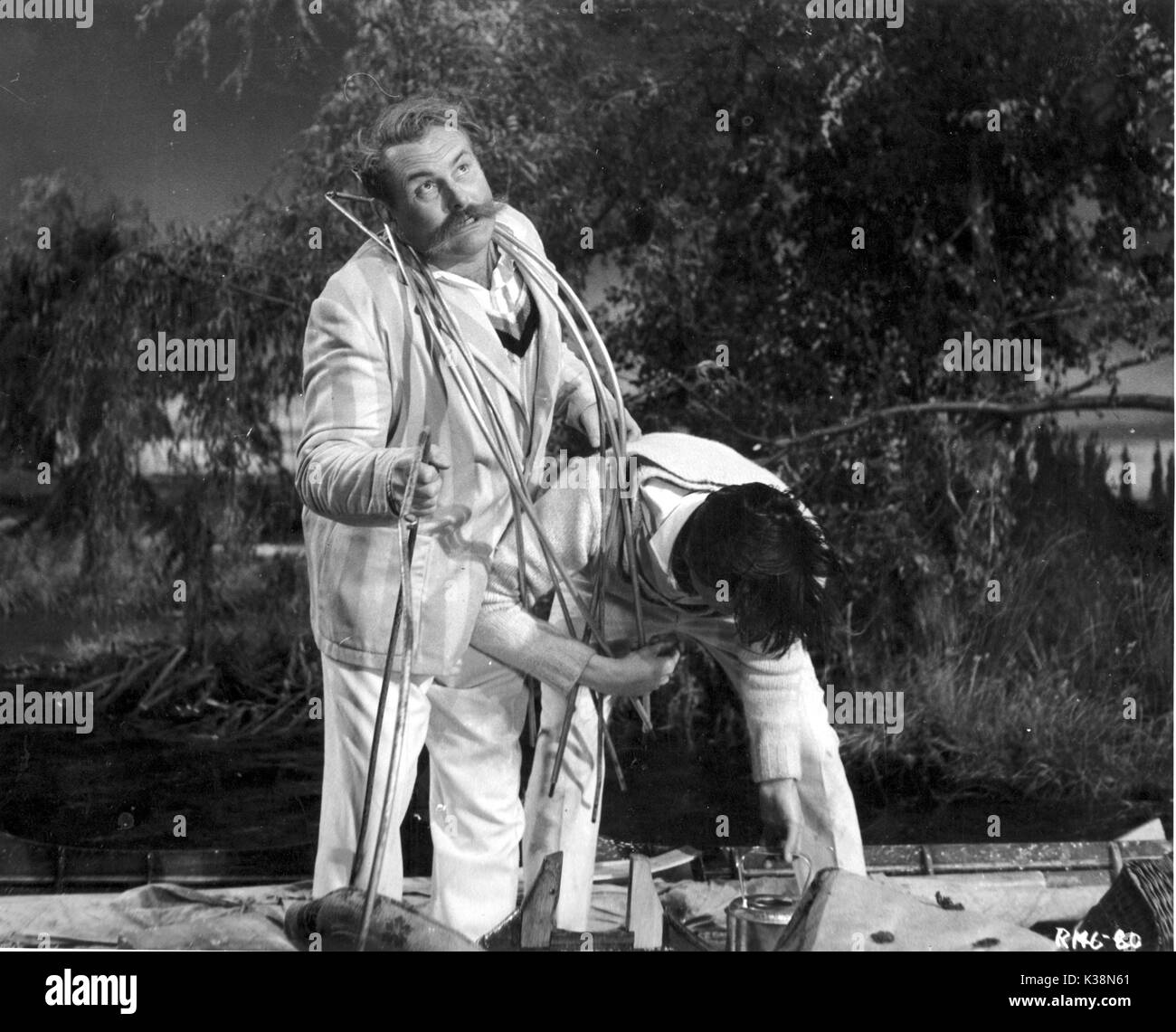 Tre uomini in una barca JIMMY EDWARDS, DAVID TOMLINSON Foto Stock