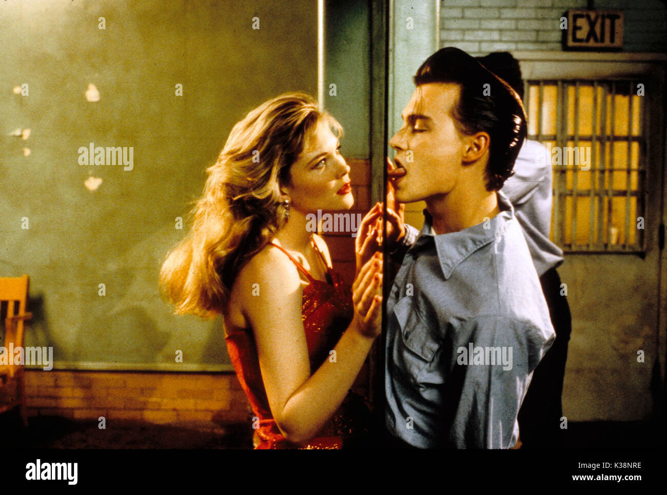 CRY-BABY AMY LOCANE, Johnny Depp data: 1990 Foto Stock