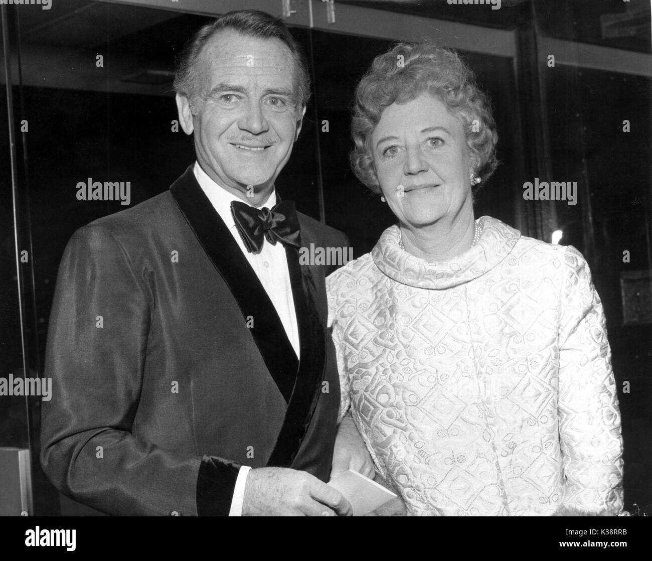 SIR JOHN MILLS, MARIA HAYLEY BELL Foto Stock