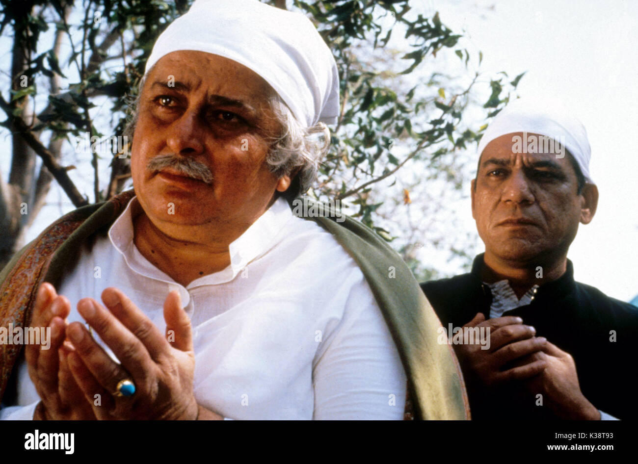 IN CUSTODIA CAUTELARE SHASHI KAPOOR, OM PURI data: 1993 Foto Stock