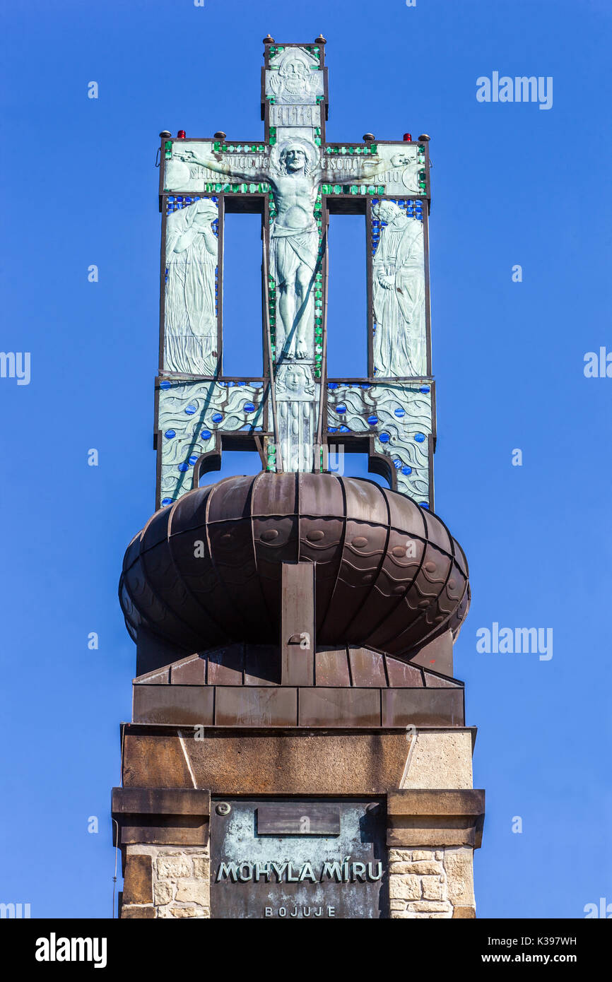 Czech Art Nouveau, Cairn di pace ( Mohyla Miru ) a Pracky Kopec hill ai caduti nella battaglia di Austerlitz. Repubblica ceca Foto Stock