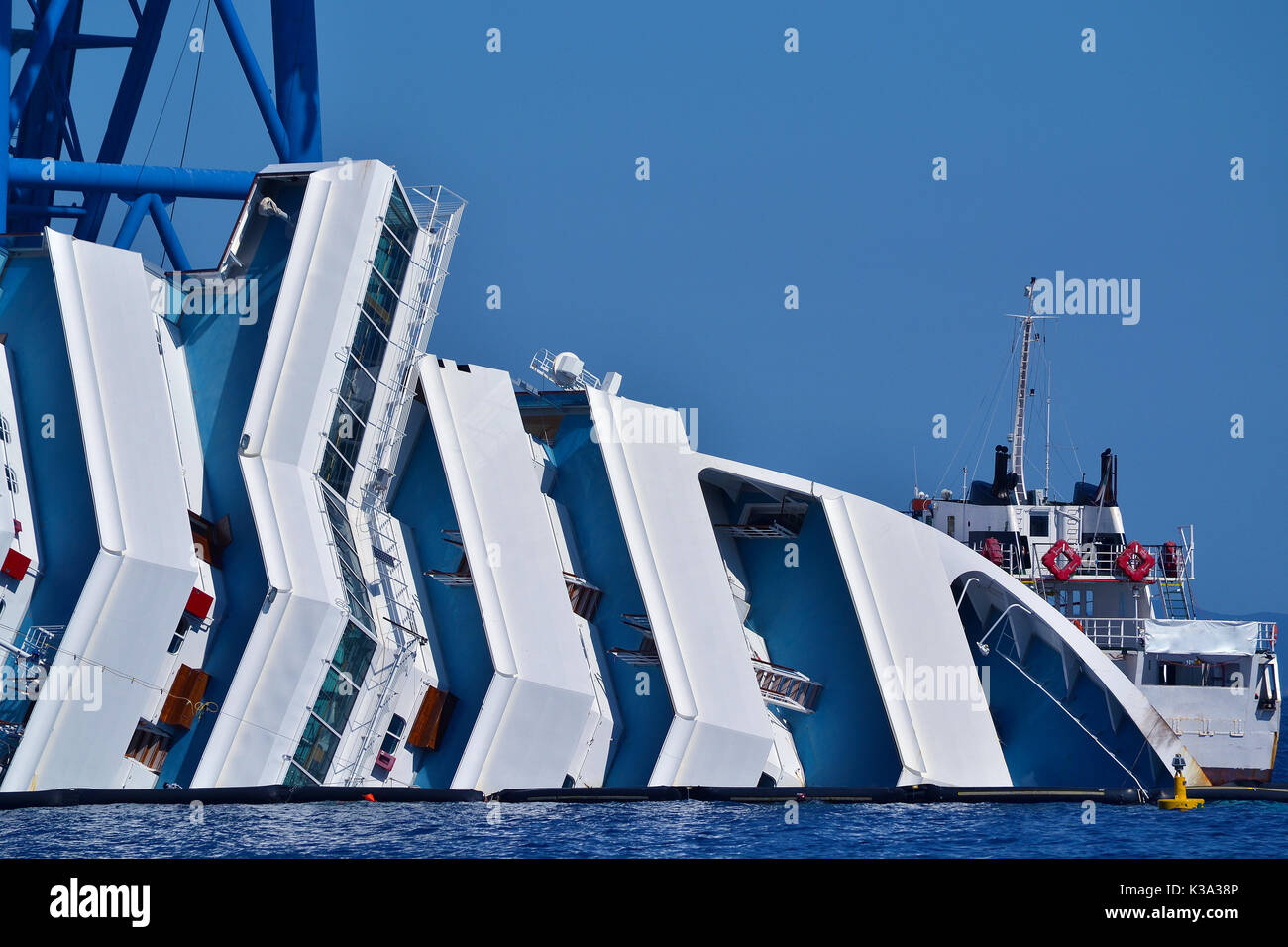 Naufragio di una nave da crociera vicino all'isola del Giglio, Italia Foto Stock