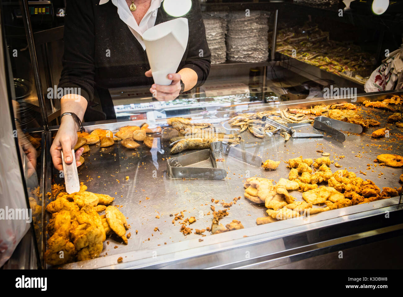 Post-vendita pesce fritto peso, Cadice, Andalusia, Spagna Foto Stock