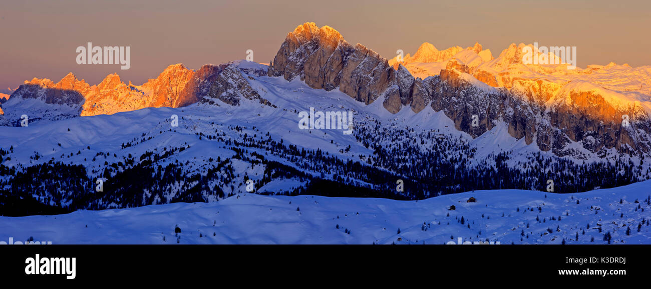 L'Italia, provincia di Belluno, Dolomiti, Passo di Giau, Giaupass, Settsass, Foto Stock