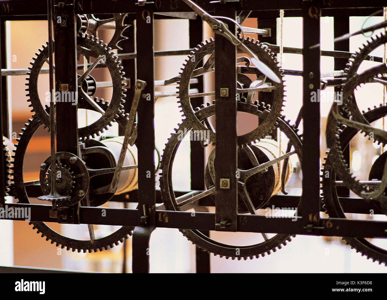 Orologio delle ruote dentate immagini e fotografie stock ad alta  risoluzione - Alamy