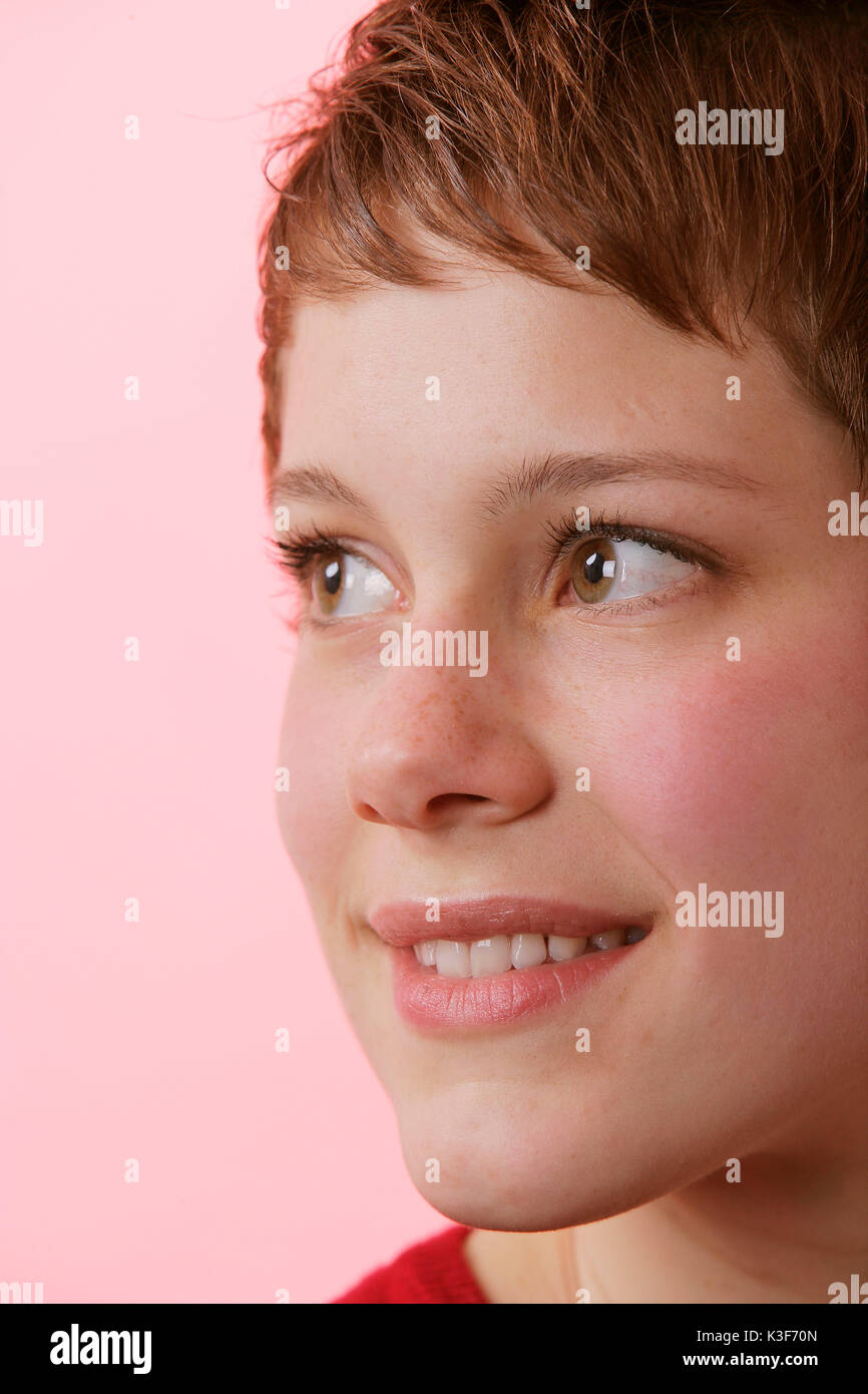 Ritratto di una giovane donna Foto Stock