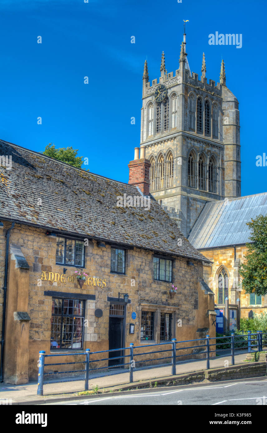 Immagine hdr di Anne di scinde ristorante e St Marys chiesa in Melton Mowbray LEICESTERSHIRE REGNO UNITO Foto Stock