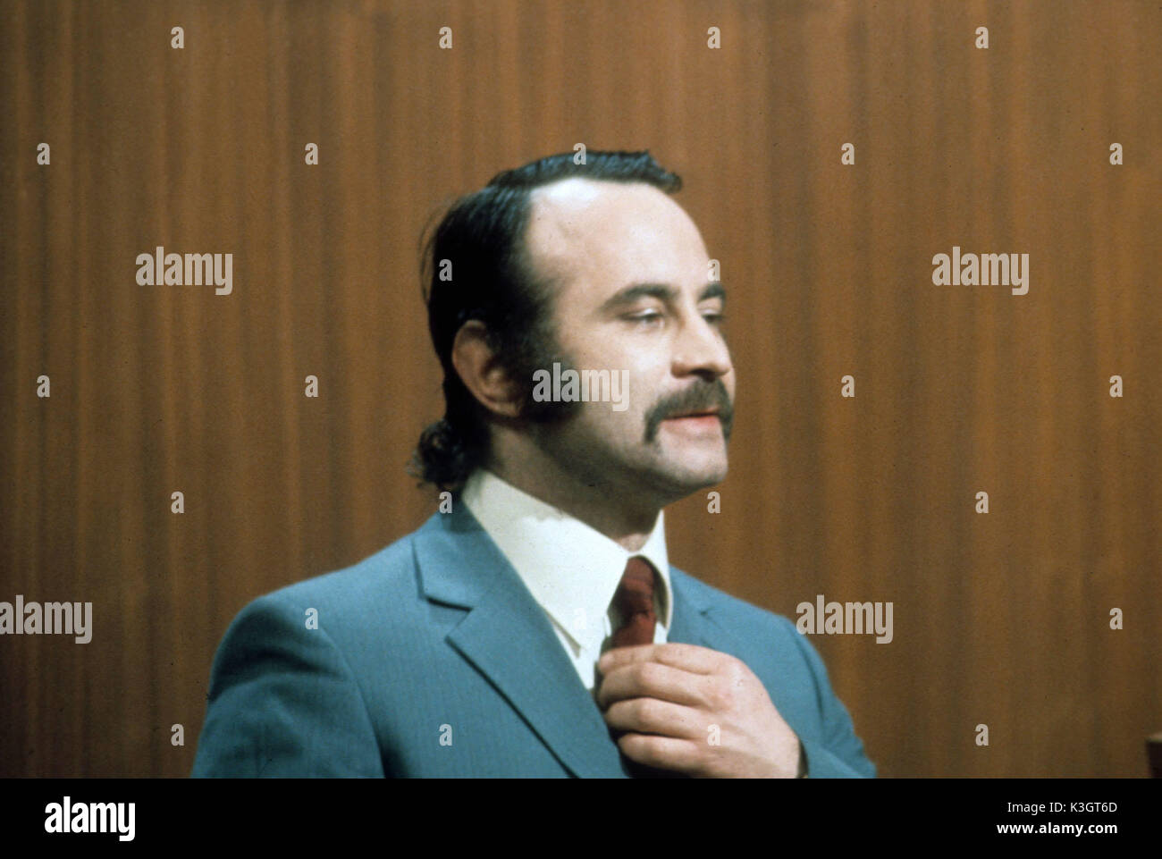 CROWN COURT : UN CRIMINE IN PRIGIONE Bob Hoskins data: 1973 Foto Stock