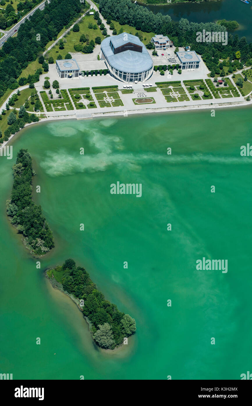 Prestazioni festival house Füssen al Forggensee, fotografia aerea, Algovia, Baviera, Germania Foto Stock