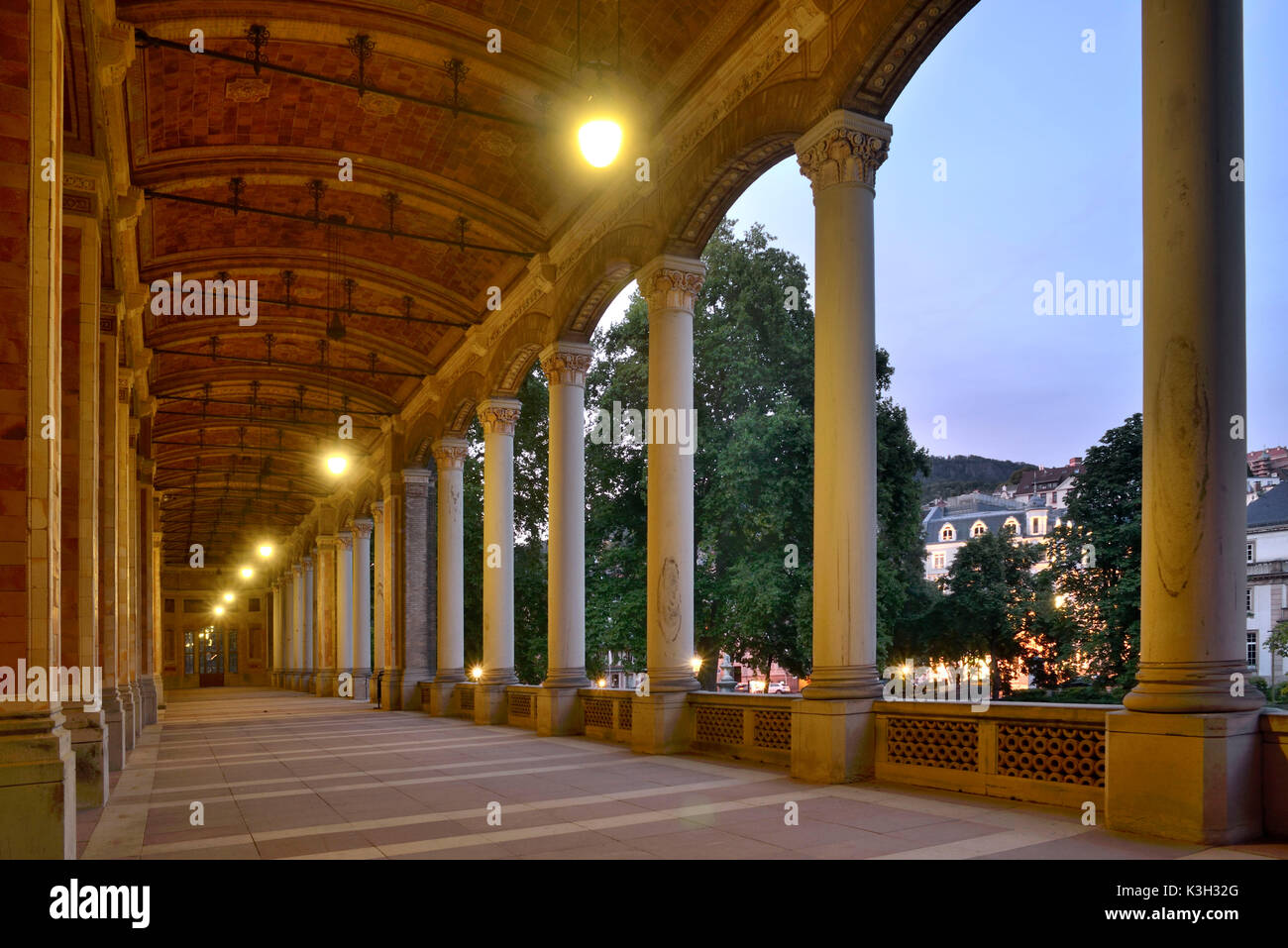 Baden-Baden, la pompa in camera la sera Foto Stock