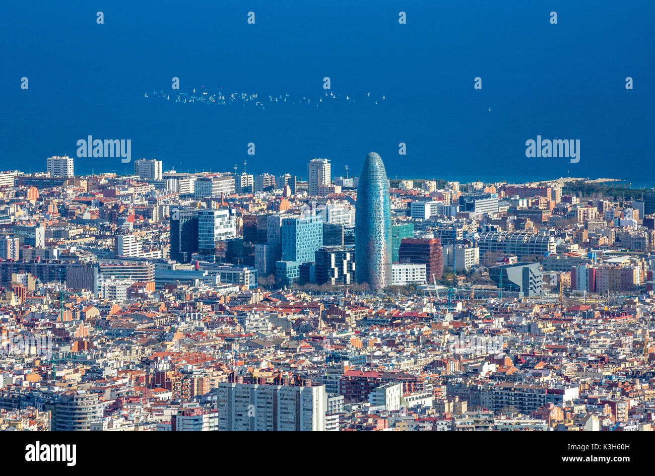 In Spagna, in Catalogna, Barcelona City, panorama dal Monte Tibidabo Foto Stock