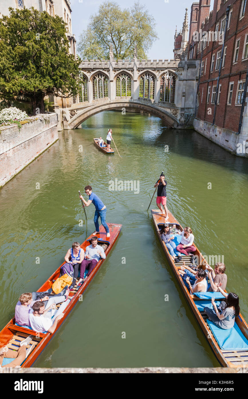 Inghilterra, Cambridgeshire, Cambridge, St.John's College, il Ponte dei Sospiri Foto Stock