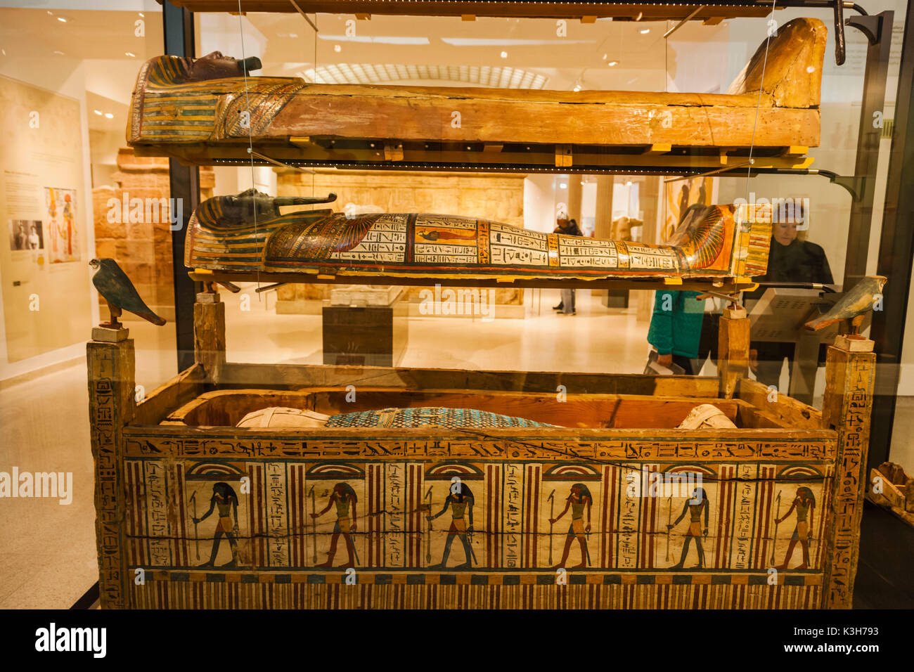 Inghilterra, Oxfordshire, Oxford, Ashmolean Museum, Display di mummie egizie Foto Stock