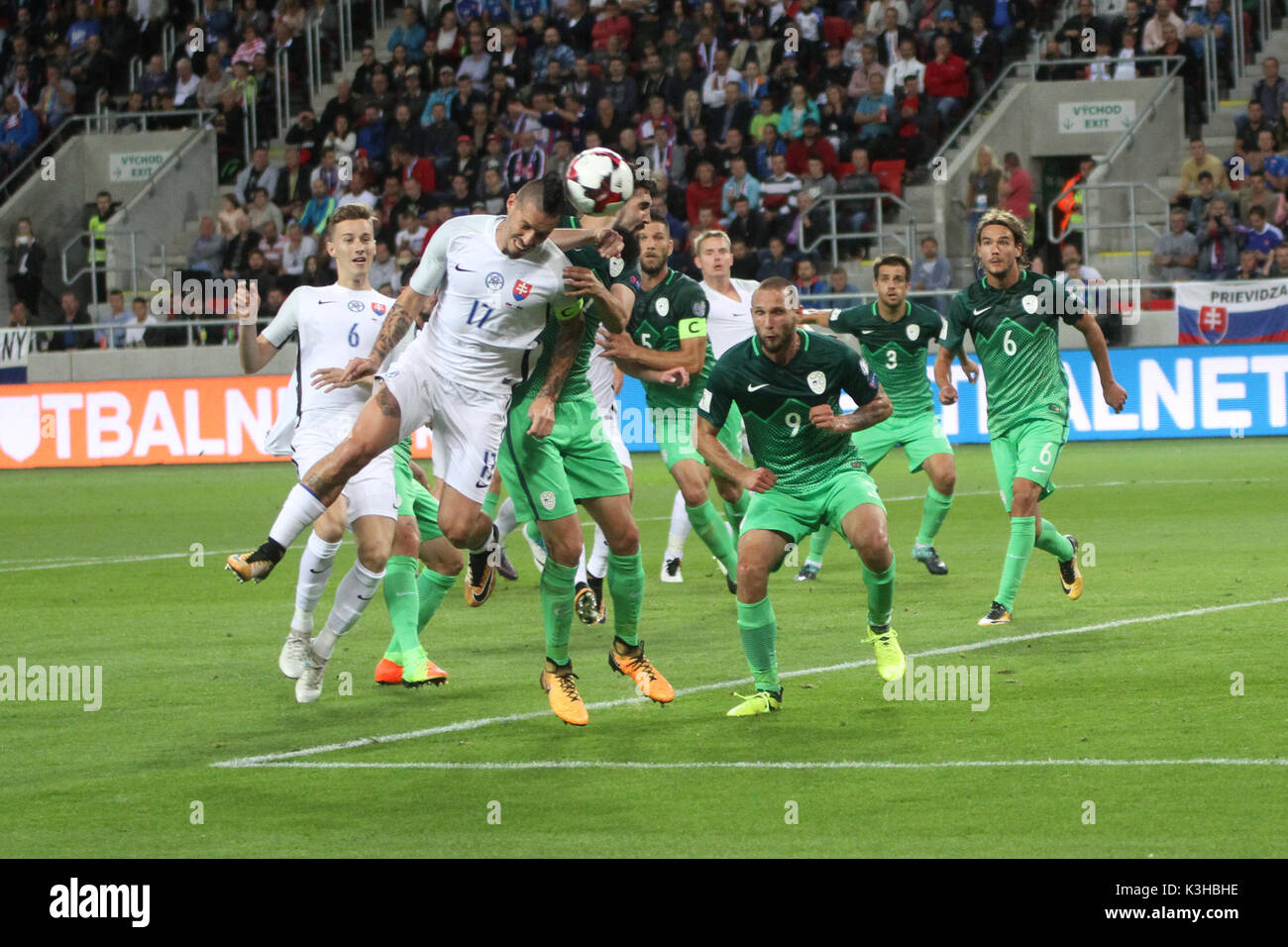 Trnava, Slovacchia, 1. Settembre 2017. I giocatori in azione durante il 2018 FIFA World Cup Match di qualificazione tra la Slovacchia e la Slovenia 1-0. Foto Stock