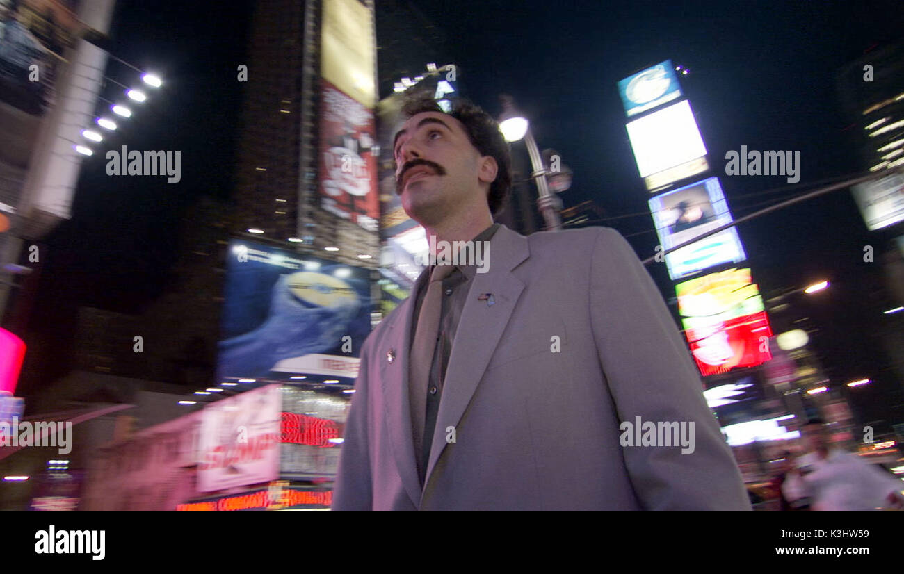 B-4 Borat in New York City&#x2026;bello! BORAT: apprendimenti culturali DI AMERICA PER FARE beneficio gloriosa Nazione del Kazakistan sacha baron cohen come Borat B-4 Borat in New York Citynice! Data: 2006 Foto Stock