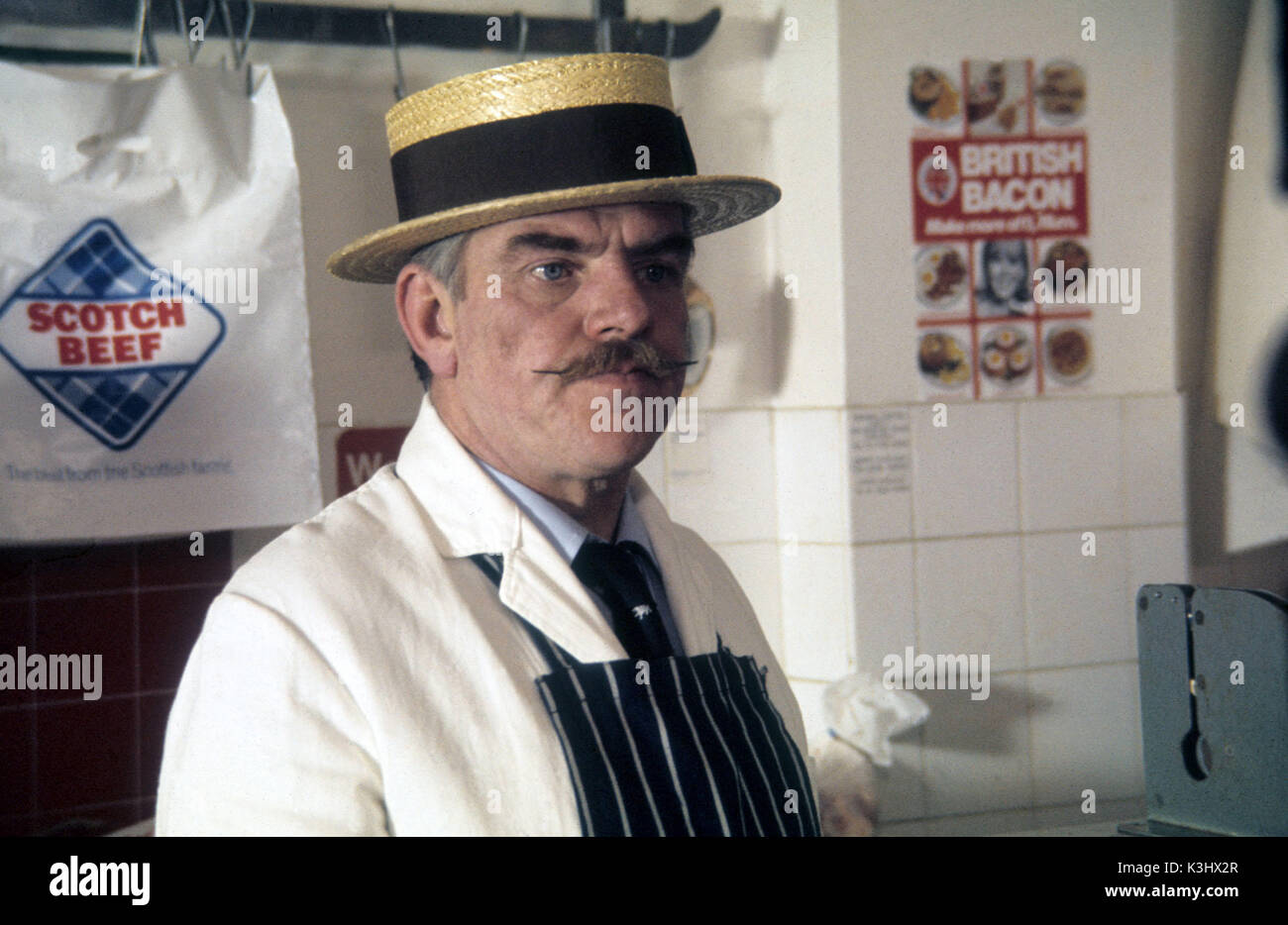Portare dietro a WINDSOR DAVIES data: 1975 Foto Stock