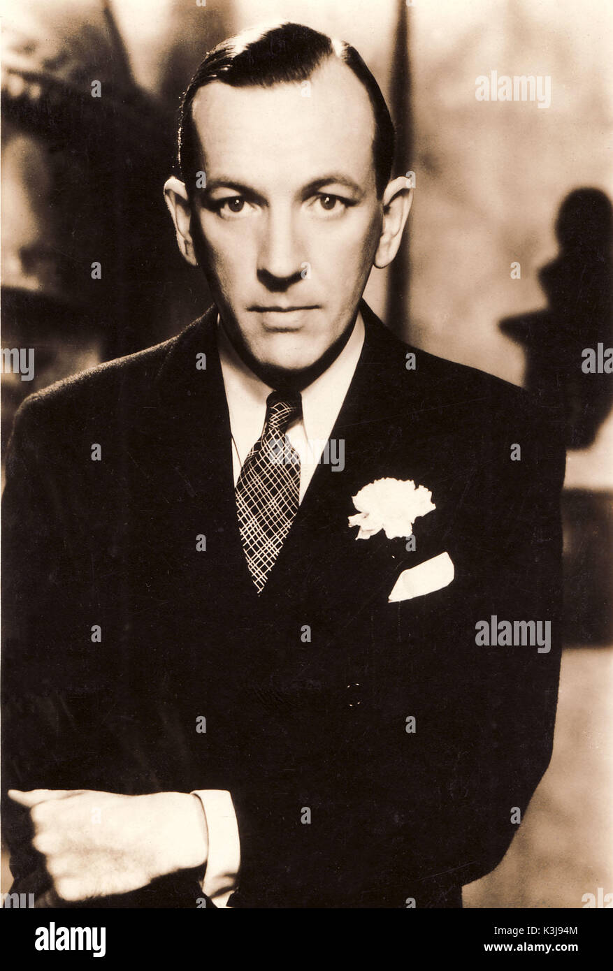 NOEL COWARD c. 1935 visto nel canaglia Foto Stock