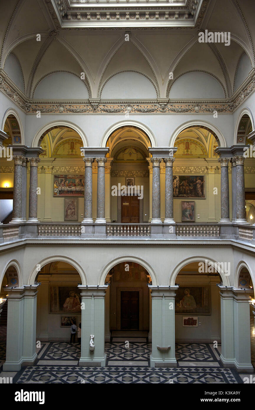 Ungheria, Budapest, elencato come patrimonio mondiale dall UNESCO, il Museo di Belle Arti Hösök tere, costruito tra il 1900 e il 1906 in stile neoclassico Foto Stock