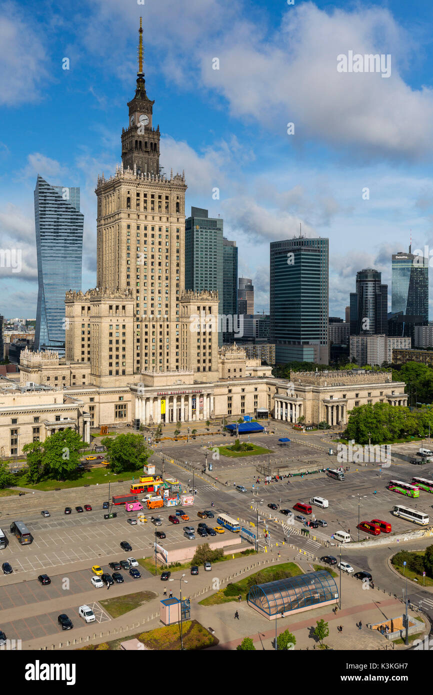 L'Europa, Polonia, Mazovia, Varsavia. La capitale e la città più grande della Polonia. Palazzo della Cultura e della scienza Foto Stock