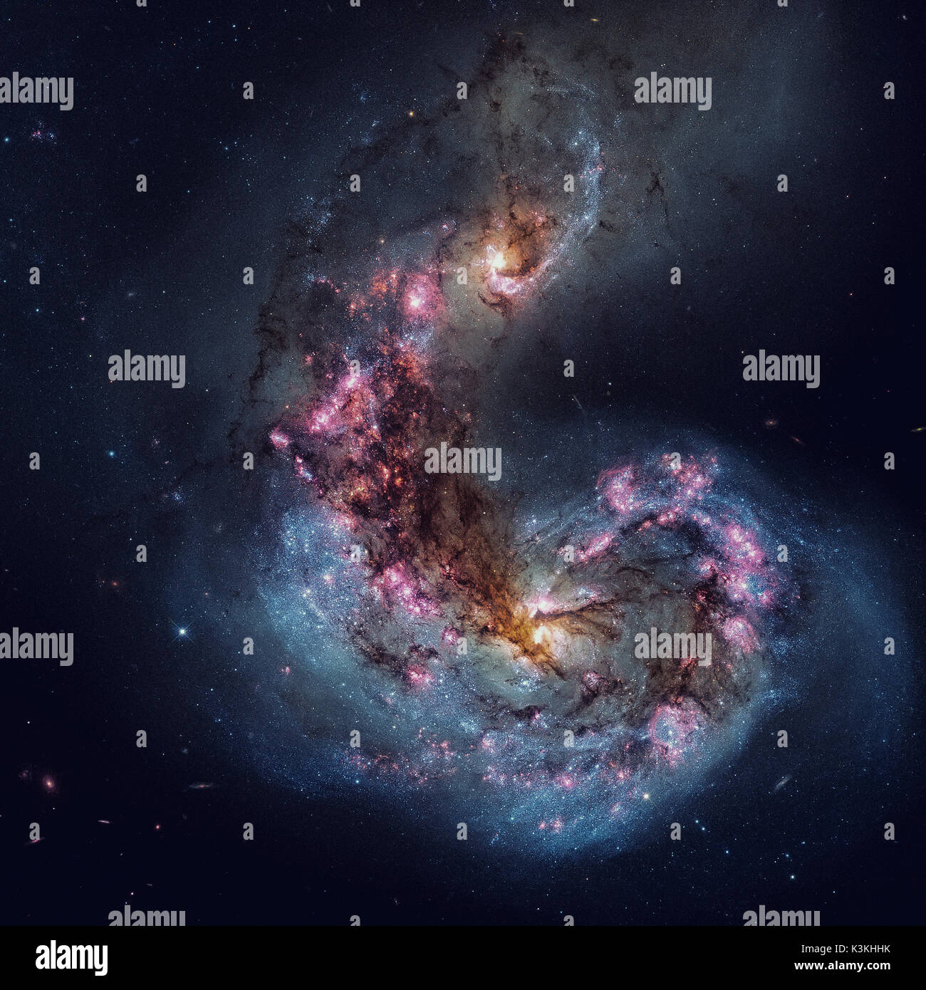 Le antenne galassie o NGC 4038 o NGC 4039 stanno subendo una collisione galattica. Si trova nella costellazione Corvus. Ritoccato immagine. Elementi di t Foto Stock