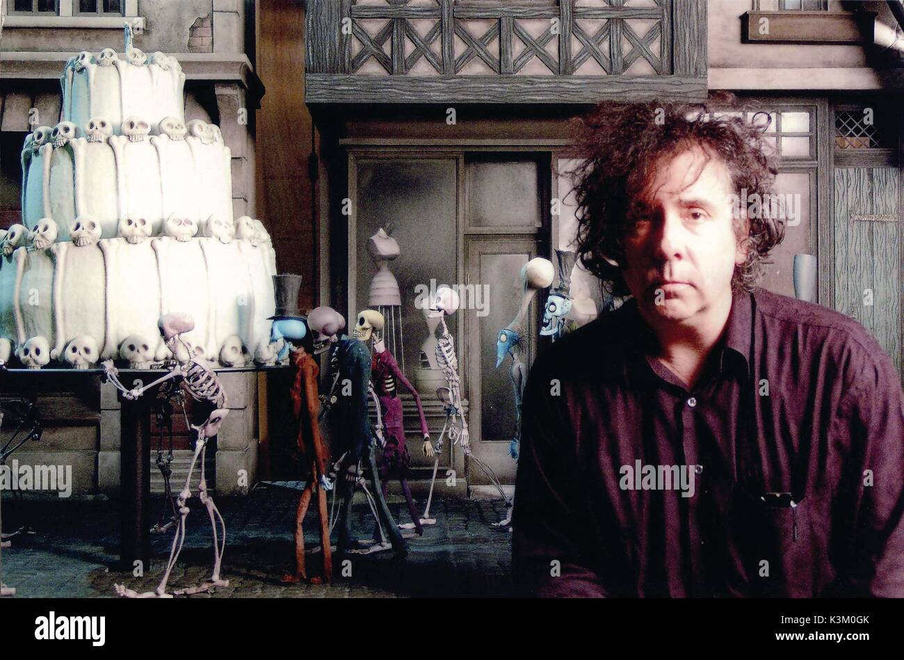 TIM BURTON La Sposa cadavere aka Corpse Bride Co-direttore Tim Burton sul set Foto Stock