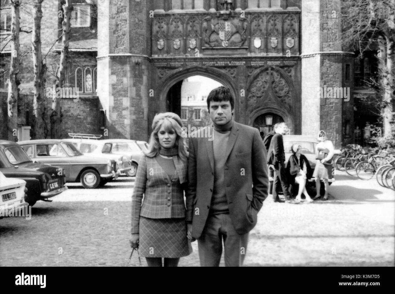 Non dimenticherò mai che cosa è"ISNAME [BR 1967] CAROL BIANCO, OLIVER REED non dimenticherò mai che cosa è"ISNAME data: 1967 Foto Stock