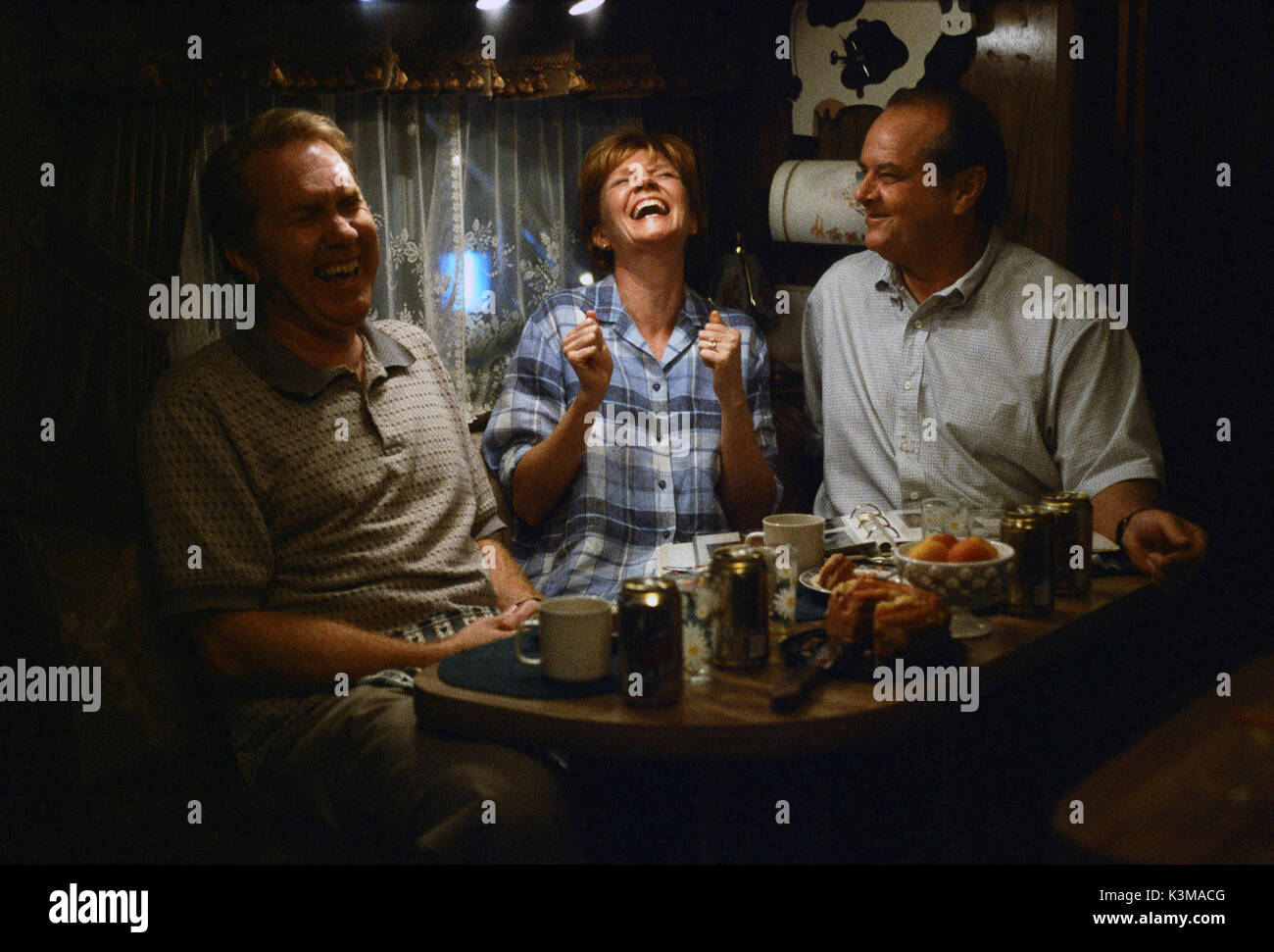 Circa SCHMIDT [US 2002] [L-R] HARRY GROENER, CONNIE RAY, Jack Nicholson data: 2002 Foto Stock