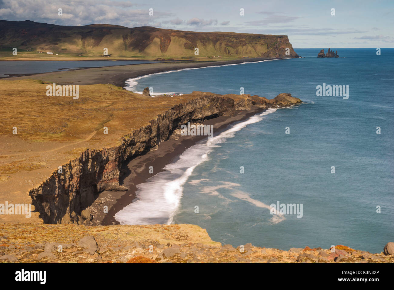 Vik, Sud dell'Islanda. Vista dalla cima di Dyrhólaey. Foto Stock