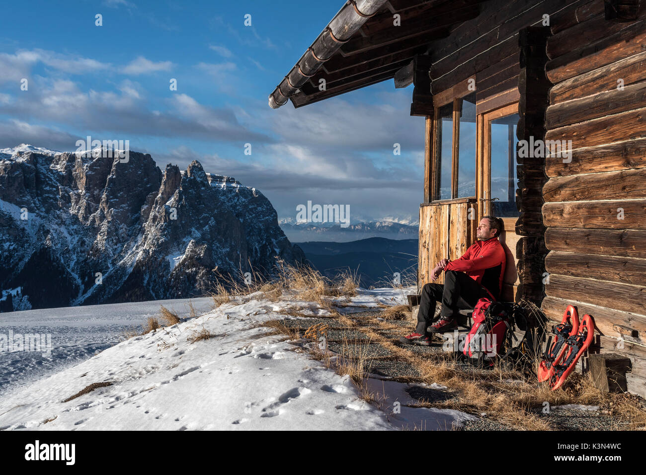 Alpe di Siusi / Seiser Alm, Dolomiti, Alto Adige, Italia. Breve pausa Foto Stock