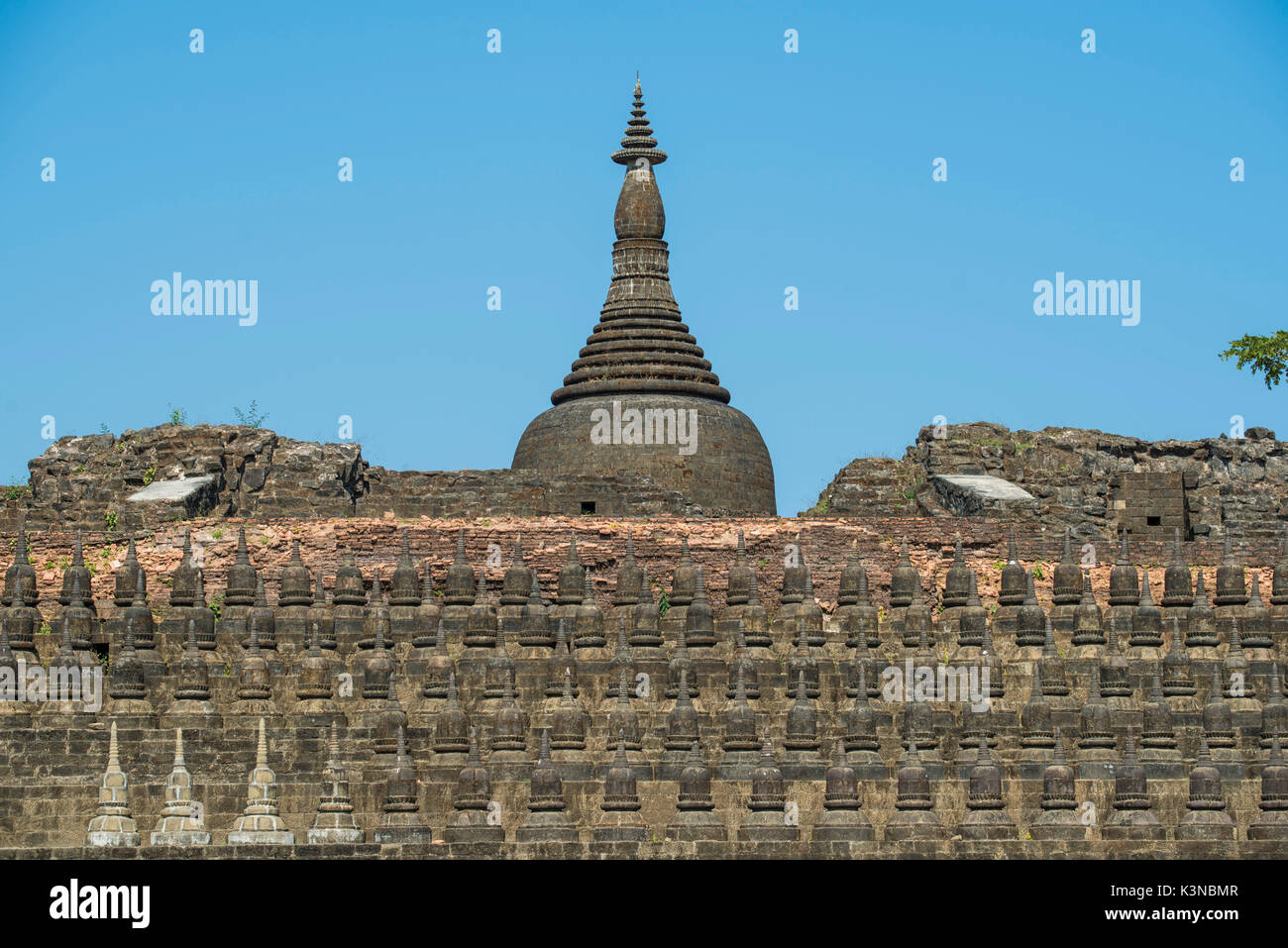 Mrauk-U, Stato di Rakhine, Myanmar. Dettagli della pagoda Koe-Thaung. Foto Stock