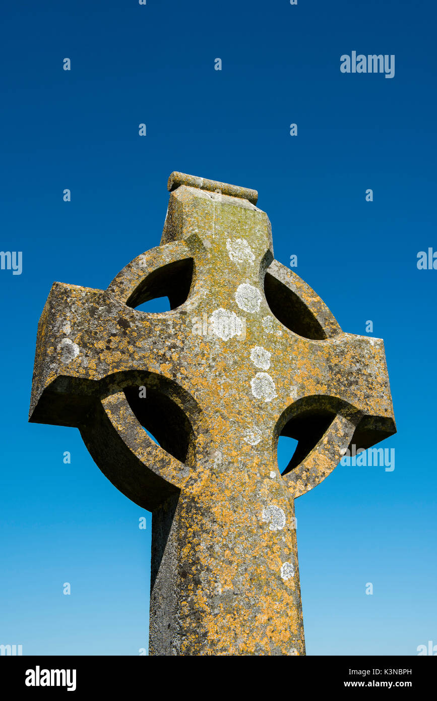 Old Kilcullen (Cill Chuilinn), nella contea di Kildare, provincia di Leinster, Irlanda, Europa. Alta Croce nel vecchio cimitero storico. Foto Stock