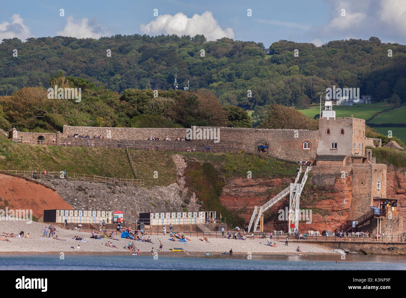 Vista della scaletta Jacobs, picco di Hill e Connaught Giardini a Sidmouth dal mare. Foto Stock