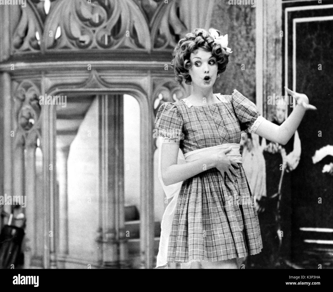 Film still da 'chi siete, Polly Maggoo?' (1966) 1966 Foto Stock