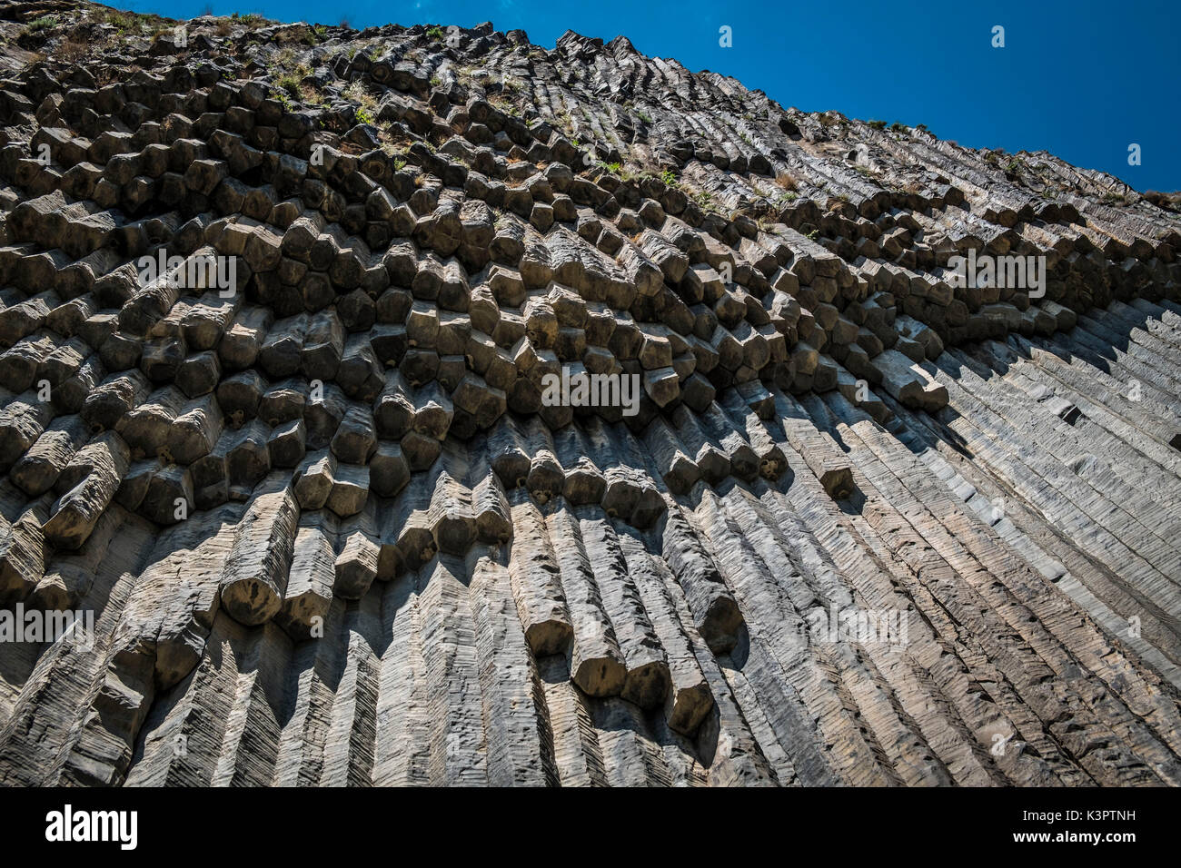Unica meraviglia geologica sinfonia di pietre vicino a Garni, Armenia, Caucaus, Eurasia. Foto Stock